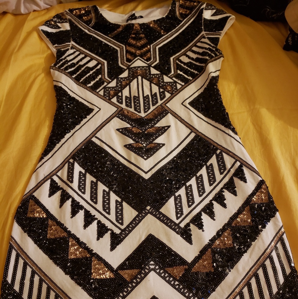 Sexy Express sequins party dress